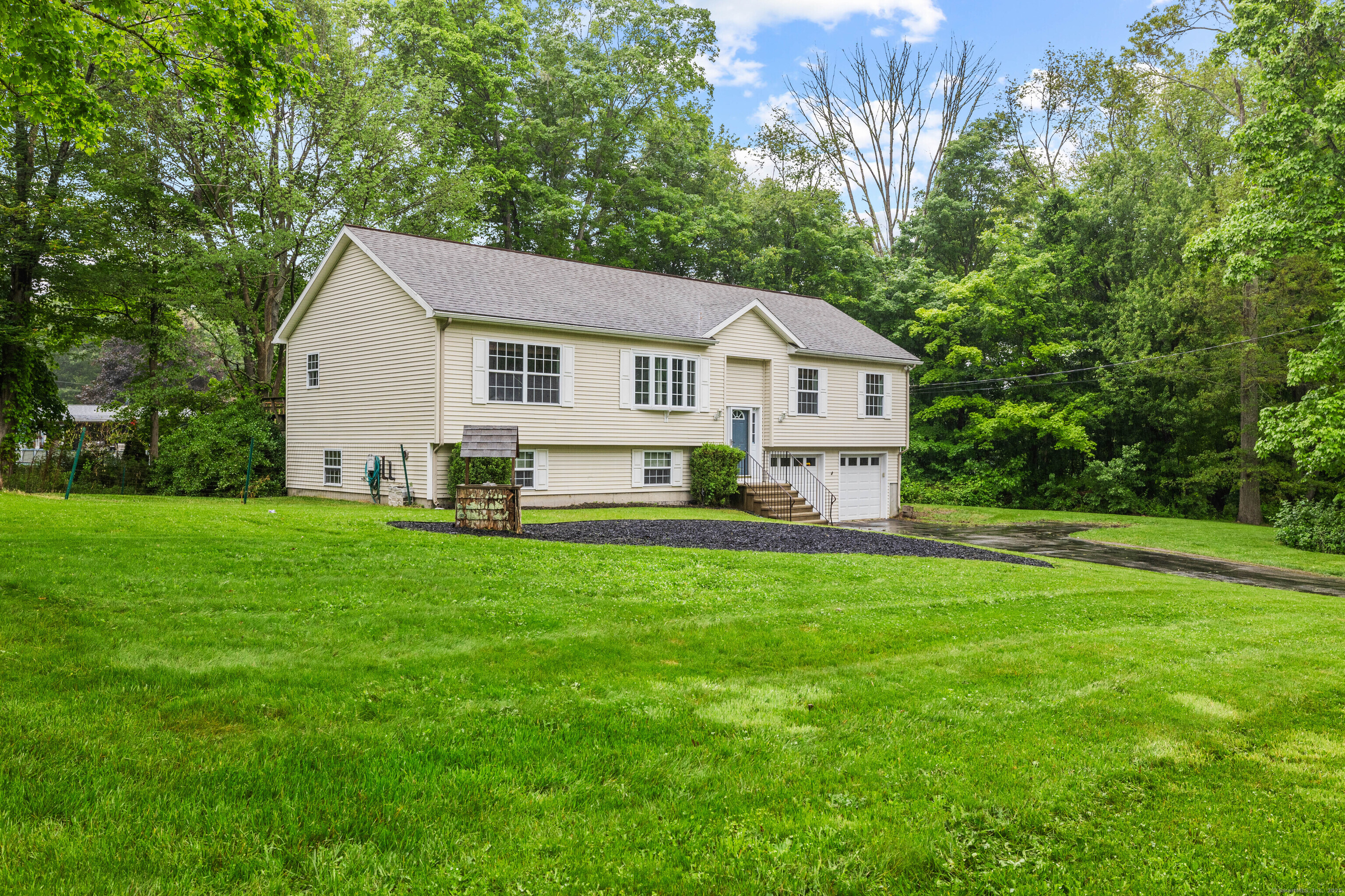 31 Town Farm Road, Ledyard, Connecticut image 3