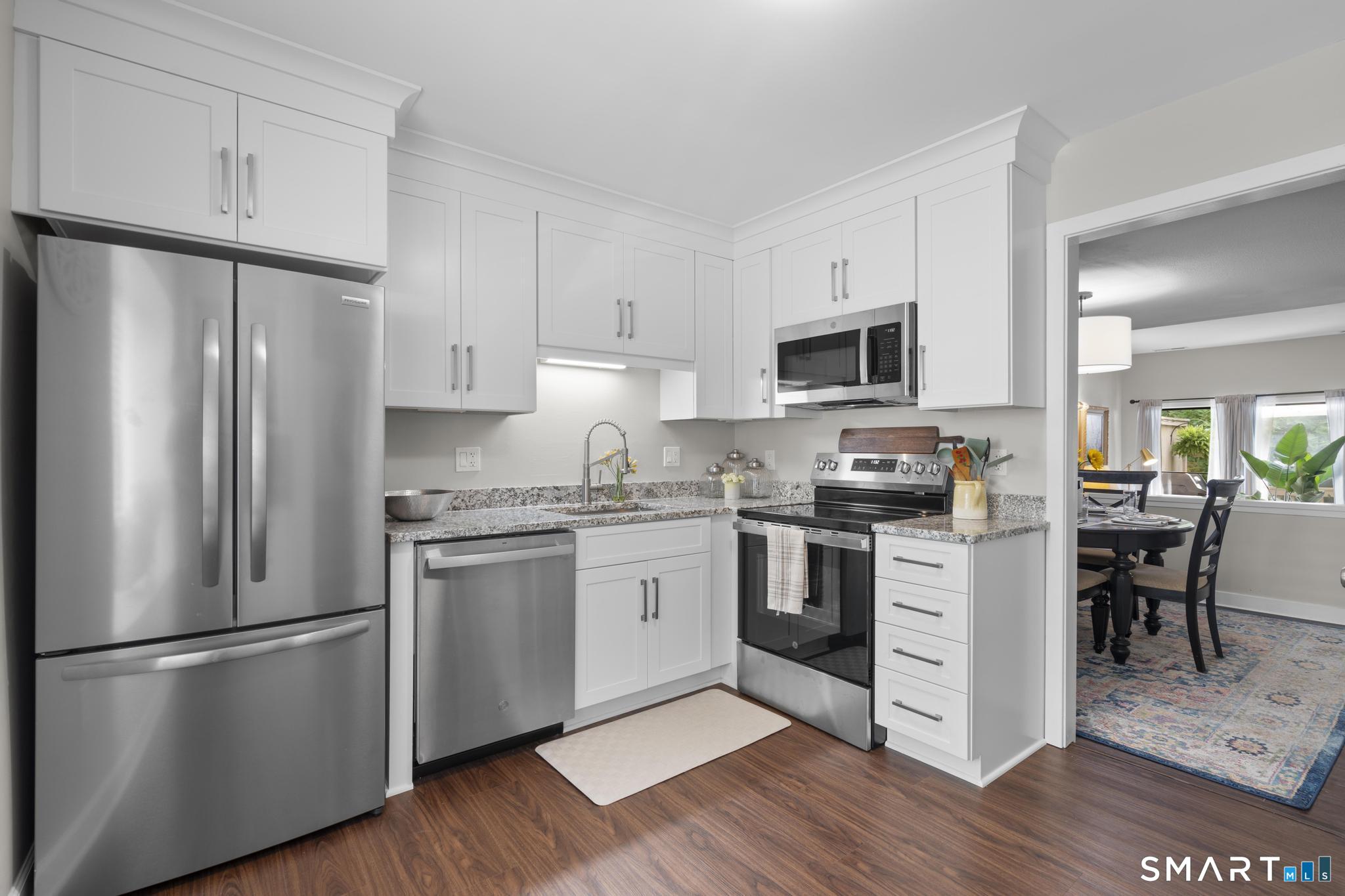 87 Farmington Chase Crescent 87