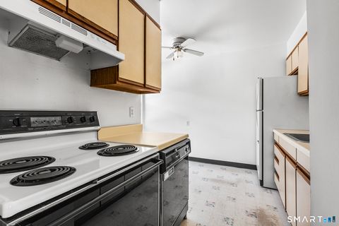 Tiny photo for 39 Woodway Road #APT C7, Stamford, CT 06907 (MLS # 24155084)