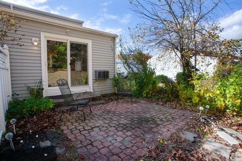 Tiny photo for 50 E Hill Road #APT 3A, Canton, CT 06019 (MLS # 24135083)