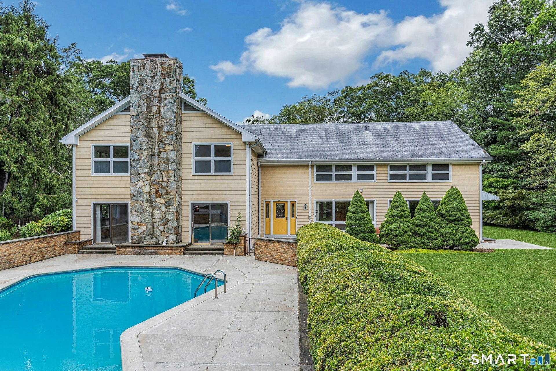 222 Brookside Road