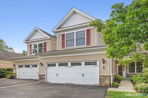 Condo For Sale - 36 Watkins Drive #36<br/> Fairfield County, Newtown, CT 06482