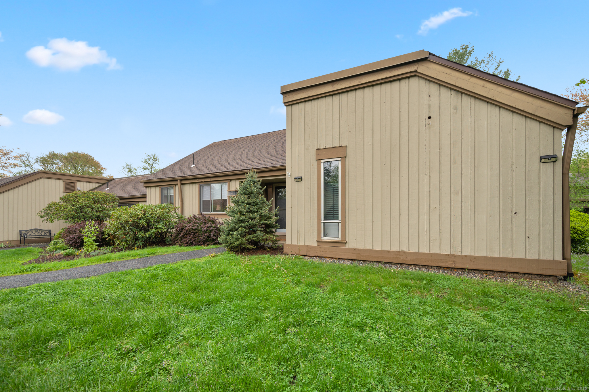 438 Heritage Village #B, Southbury, Connecticut image 3