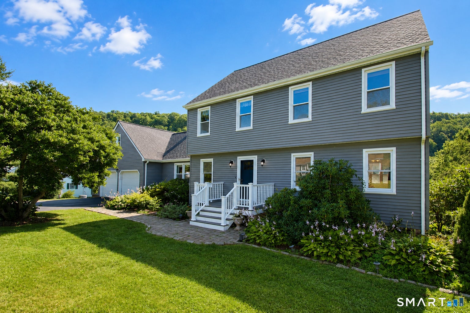 31 Cliffside Drive