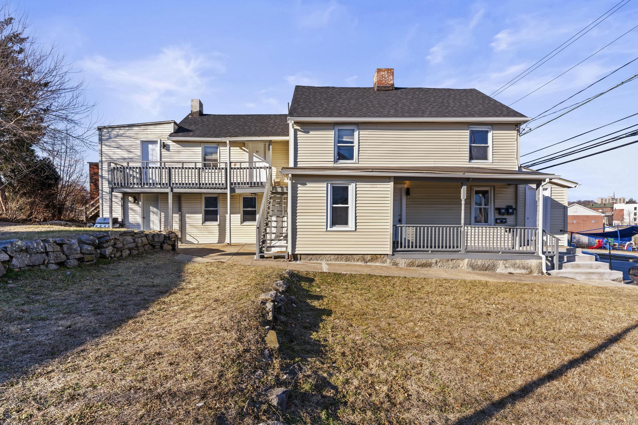 Property for Sale at Shaw Street, New London, Connecticut - Bedrooms: 7 
Bathrooms: 5 
Rooms: 19  - $649,900