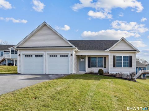 Photo of 90 Applegate #181, Southington, CT 06489 (MLS # 24148677)