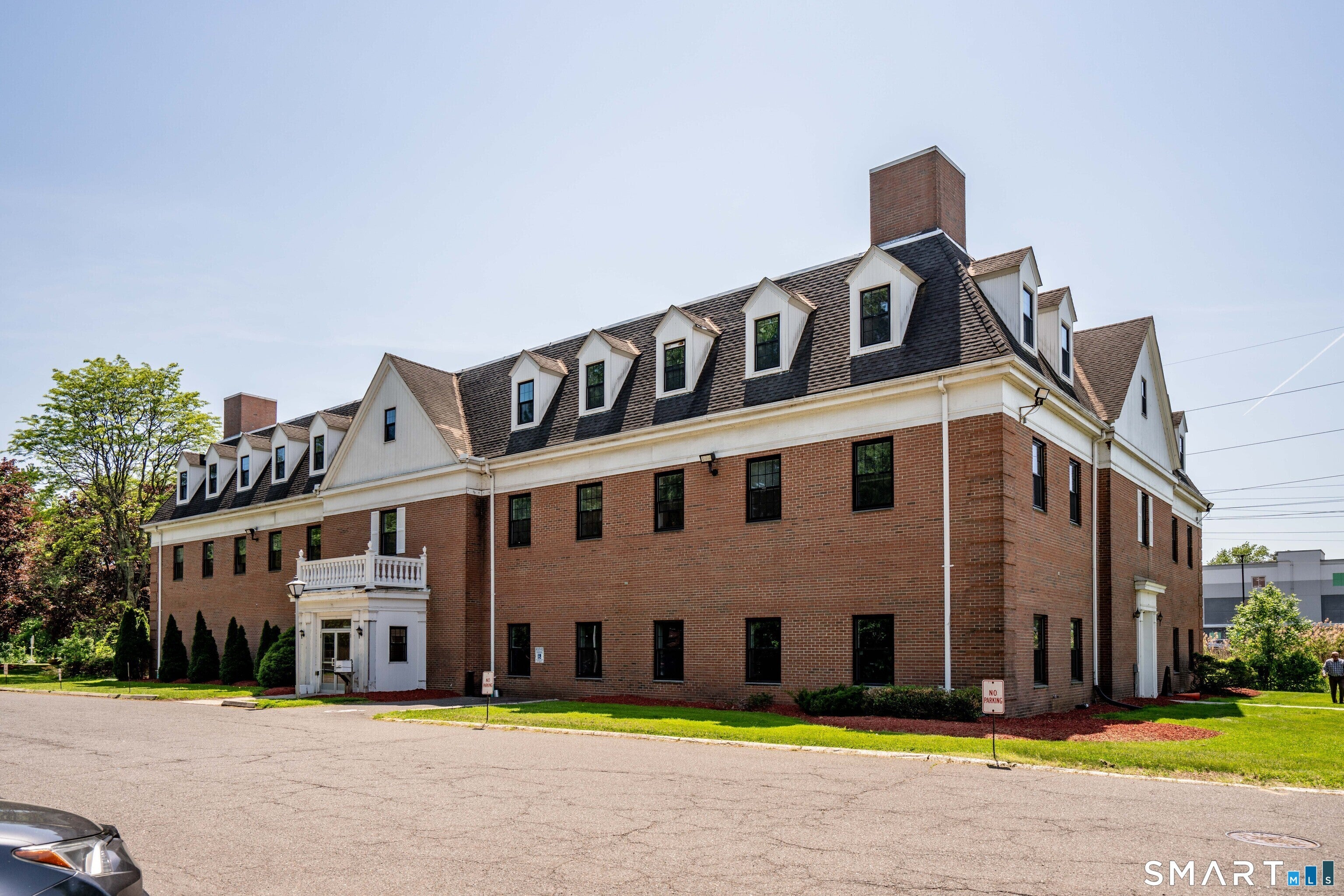 30 Jordan Lane