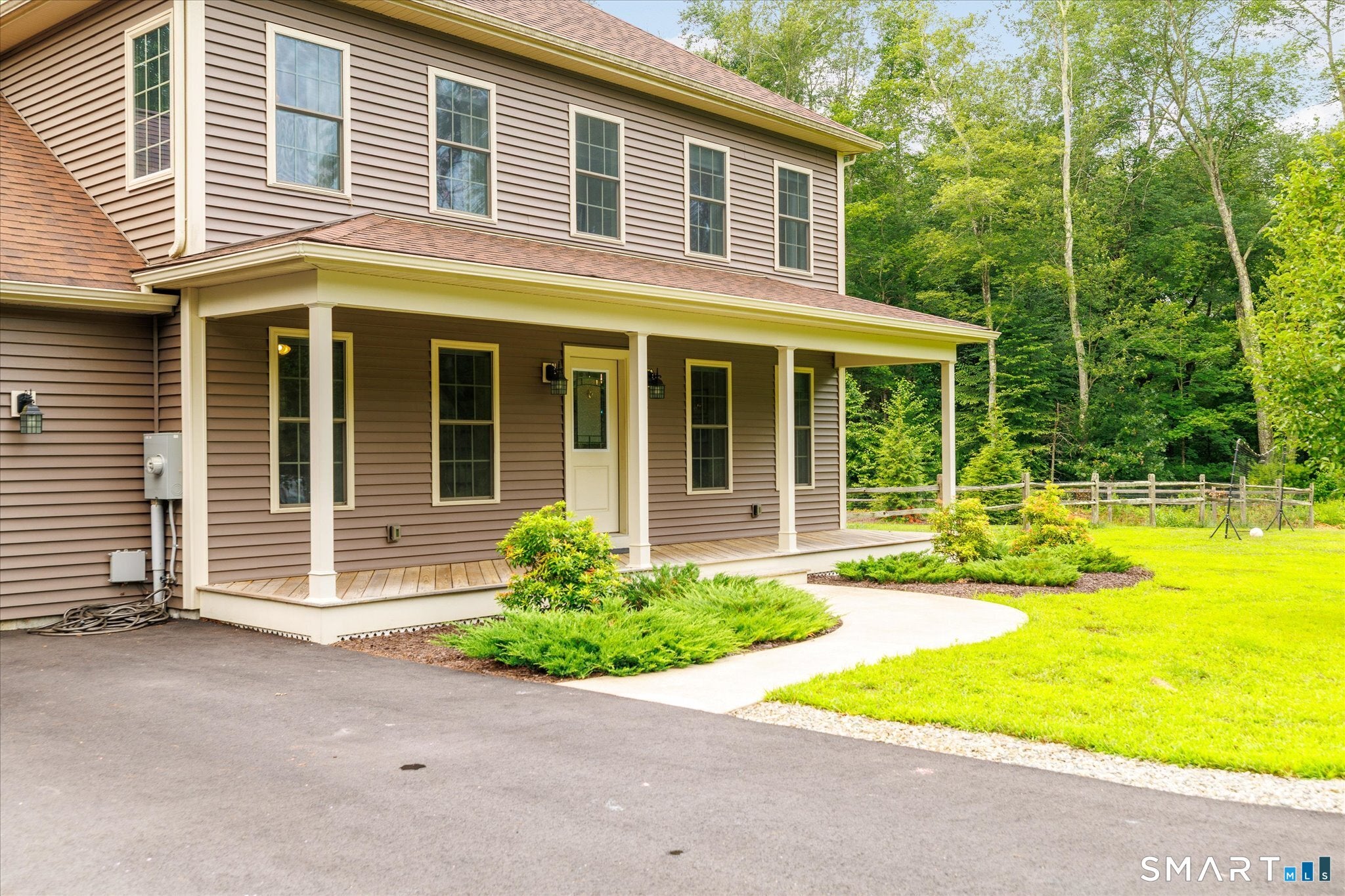 125 Hartford Pike