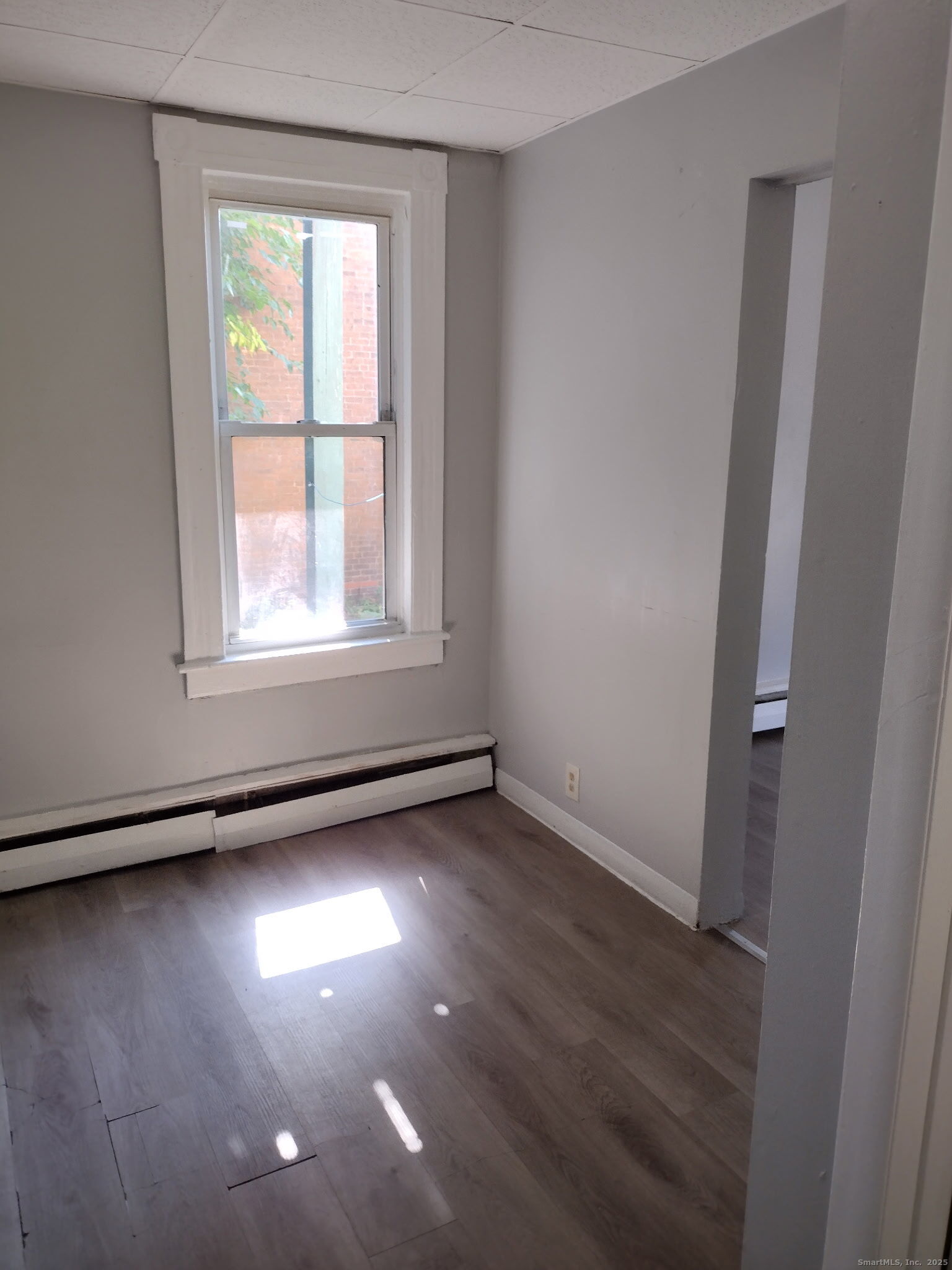 Waterbury, Connecticut 06705, United States, 1 Bedroom Bedrooms, ,1 BathroomBathrooms,Residential,Active,251820