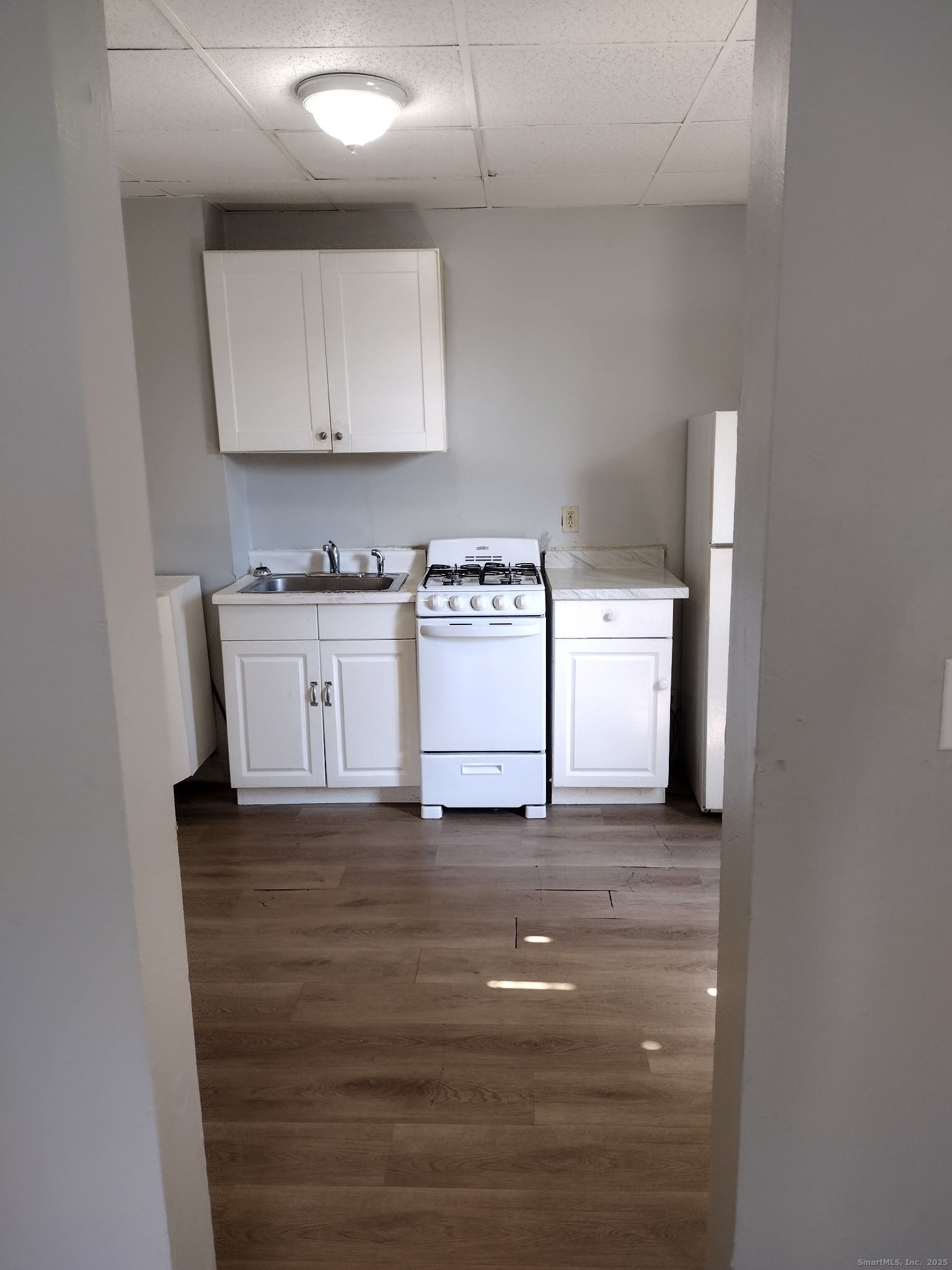 Waterbury, Connecticut 06705, United States, 1 Bedroom Bedrooms, ,1 BathroomBathrooms,Residential,Active,251820