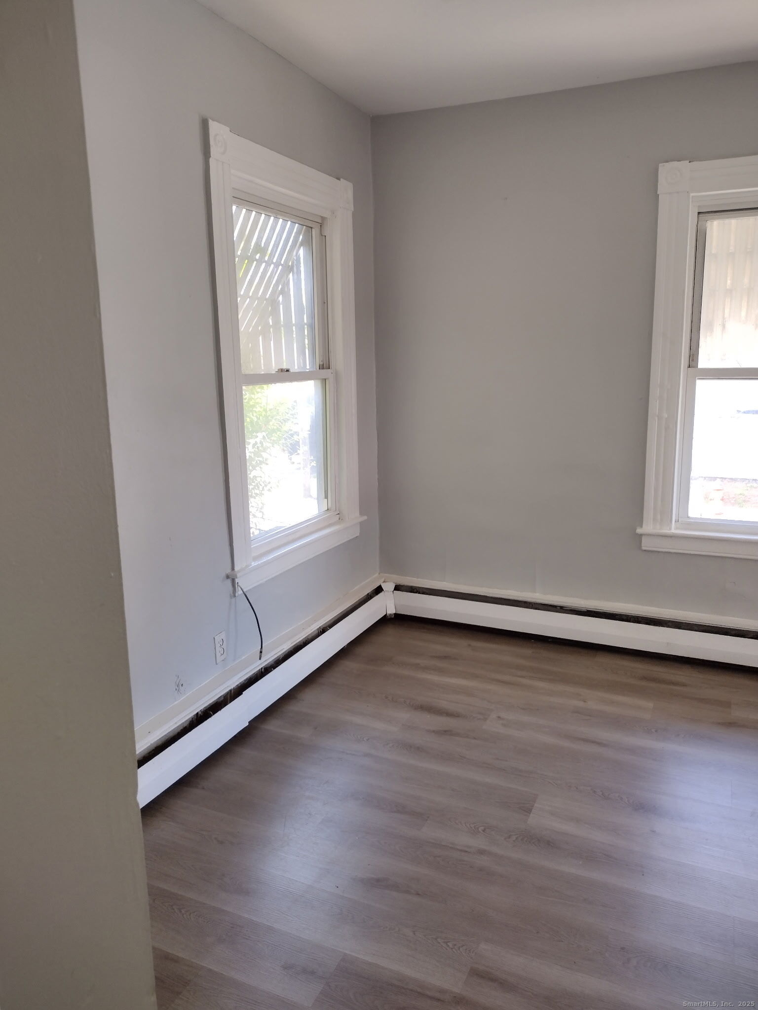 Waterbury, Connecticut 06705, United States, 1 Bedroom Bedrooms, ,1 BathroomBathrooms,Residential,Active,251820