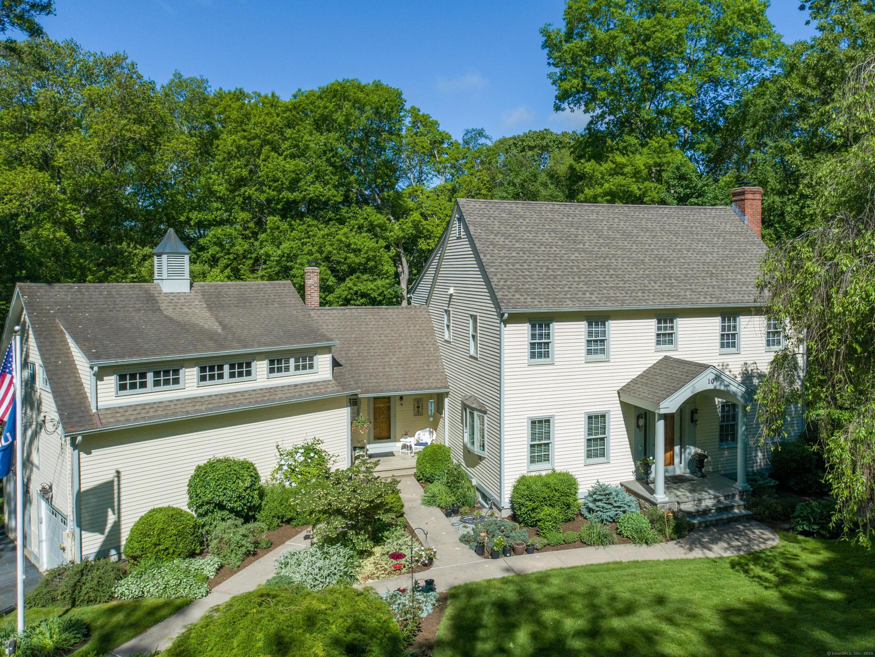 10 Oak Drive