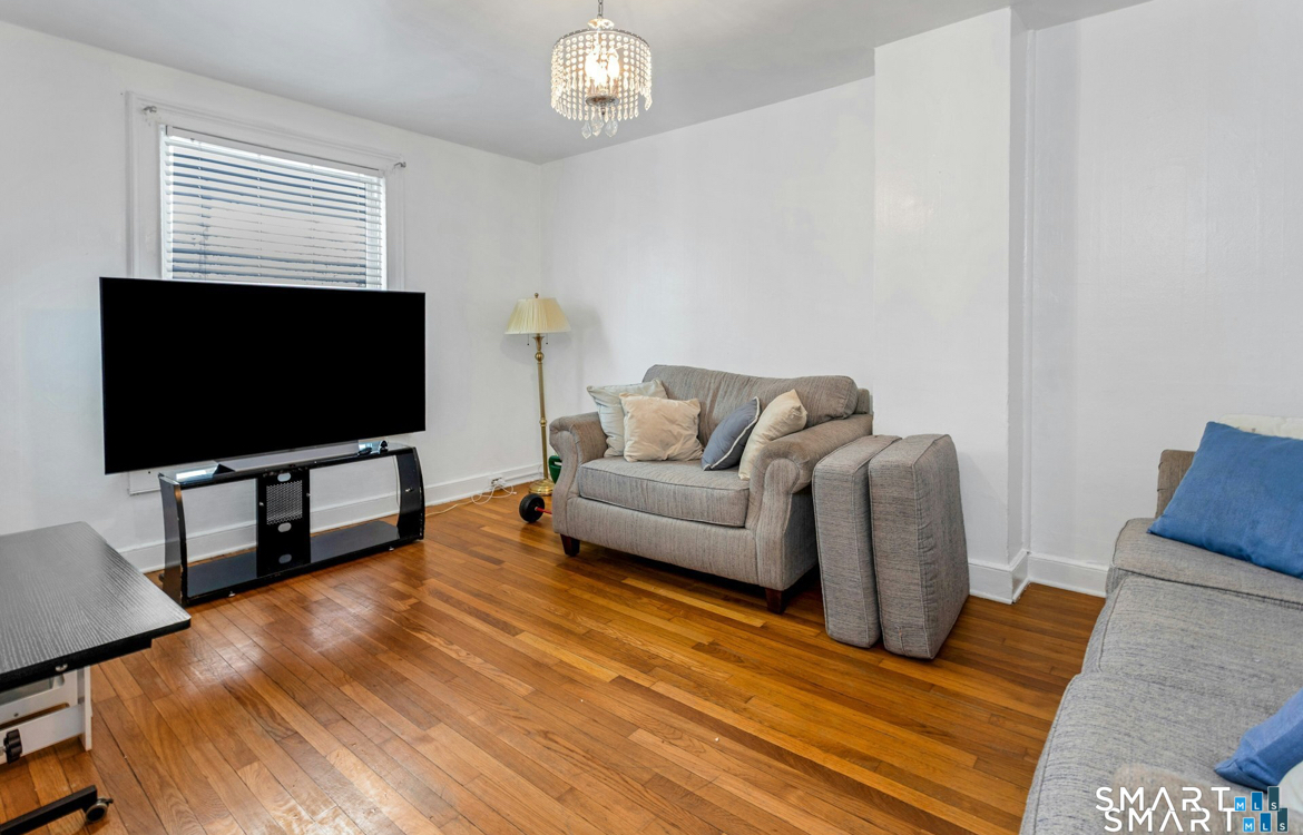 18 Grandview Avenue - Photo 3