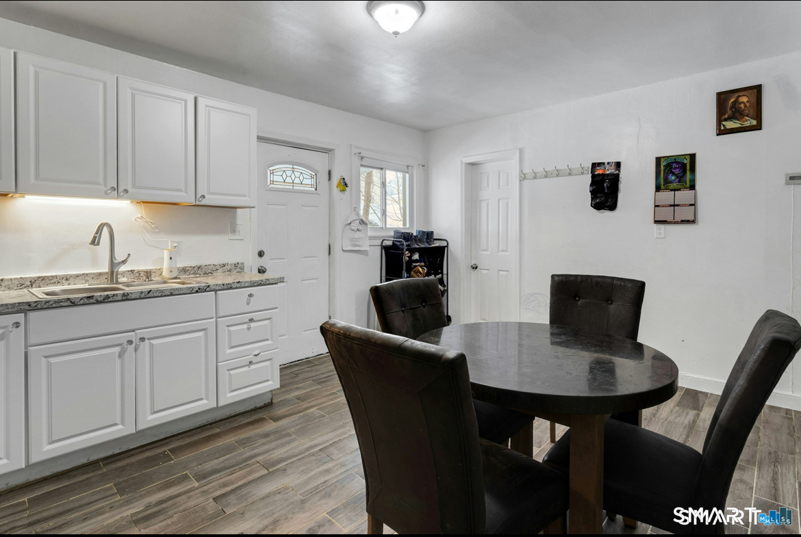 18 Grandview Avenue - Photo 2