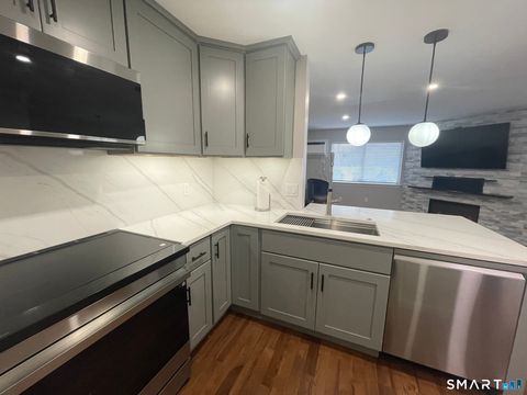 Tiny photo for 31 Willow Springs #31, New Milford, CT 06776 (MLS # 24146660)