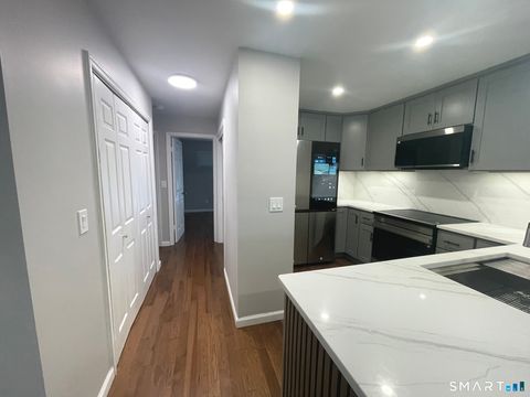 Tiny photo for 31 Willow Springs #31, New Milford, CT 06776 (MLS # 24146660)