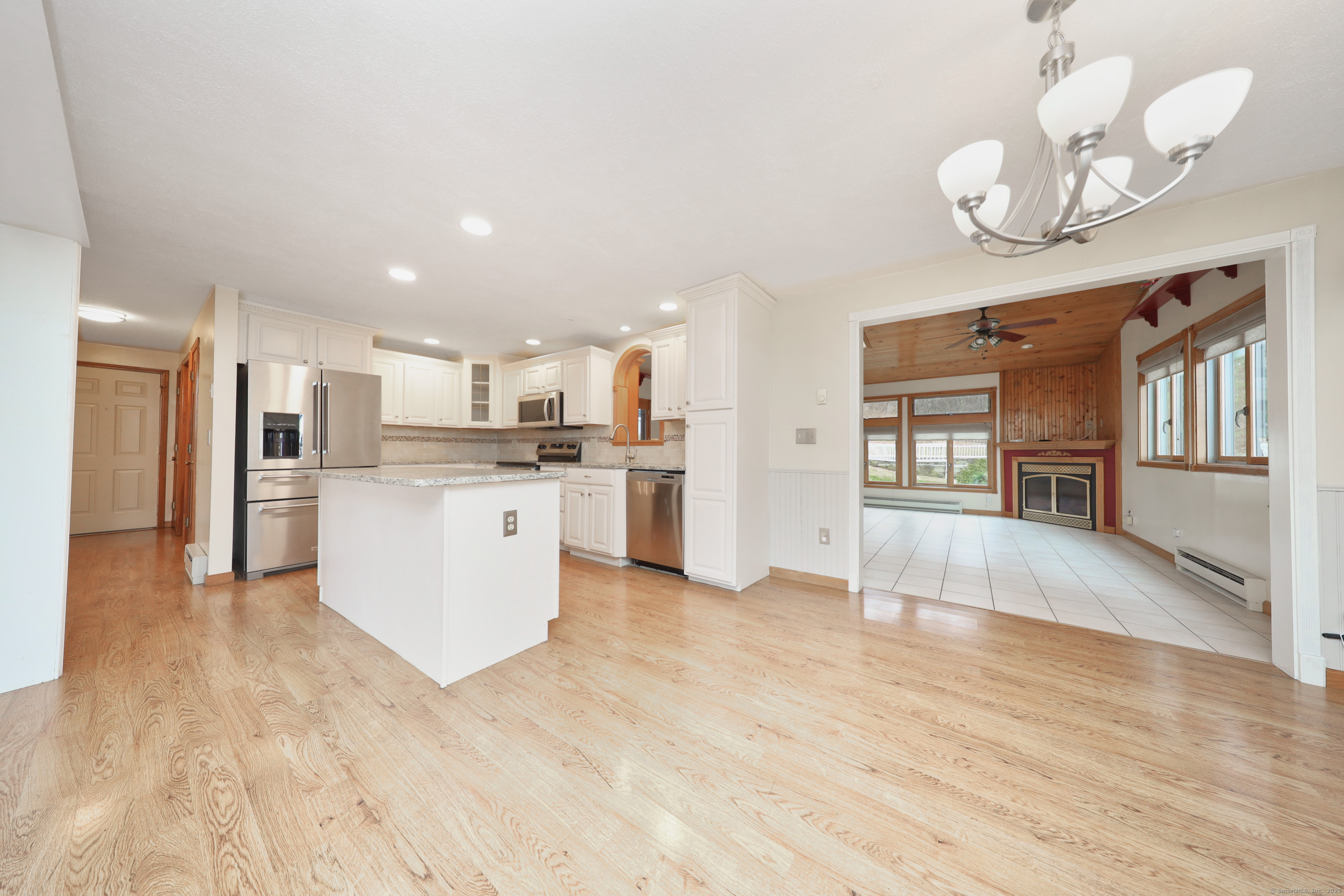 39 Brighton Road, Naugatuck, Connecticut image 7