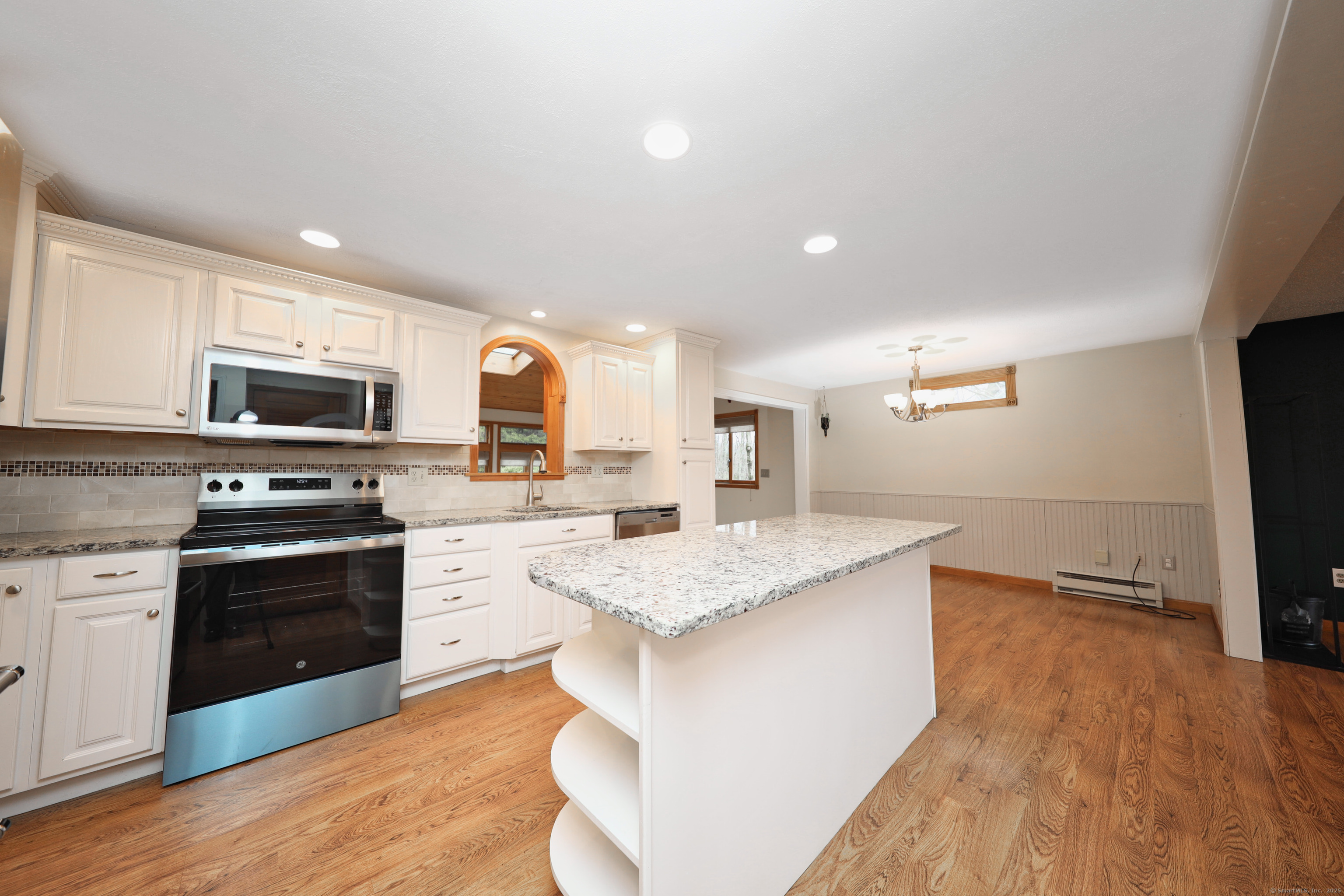 39 Brighton Road, Naugatuck, Connecticut image 12
