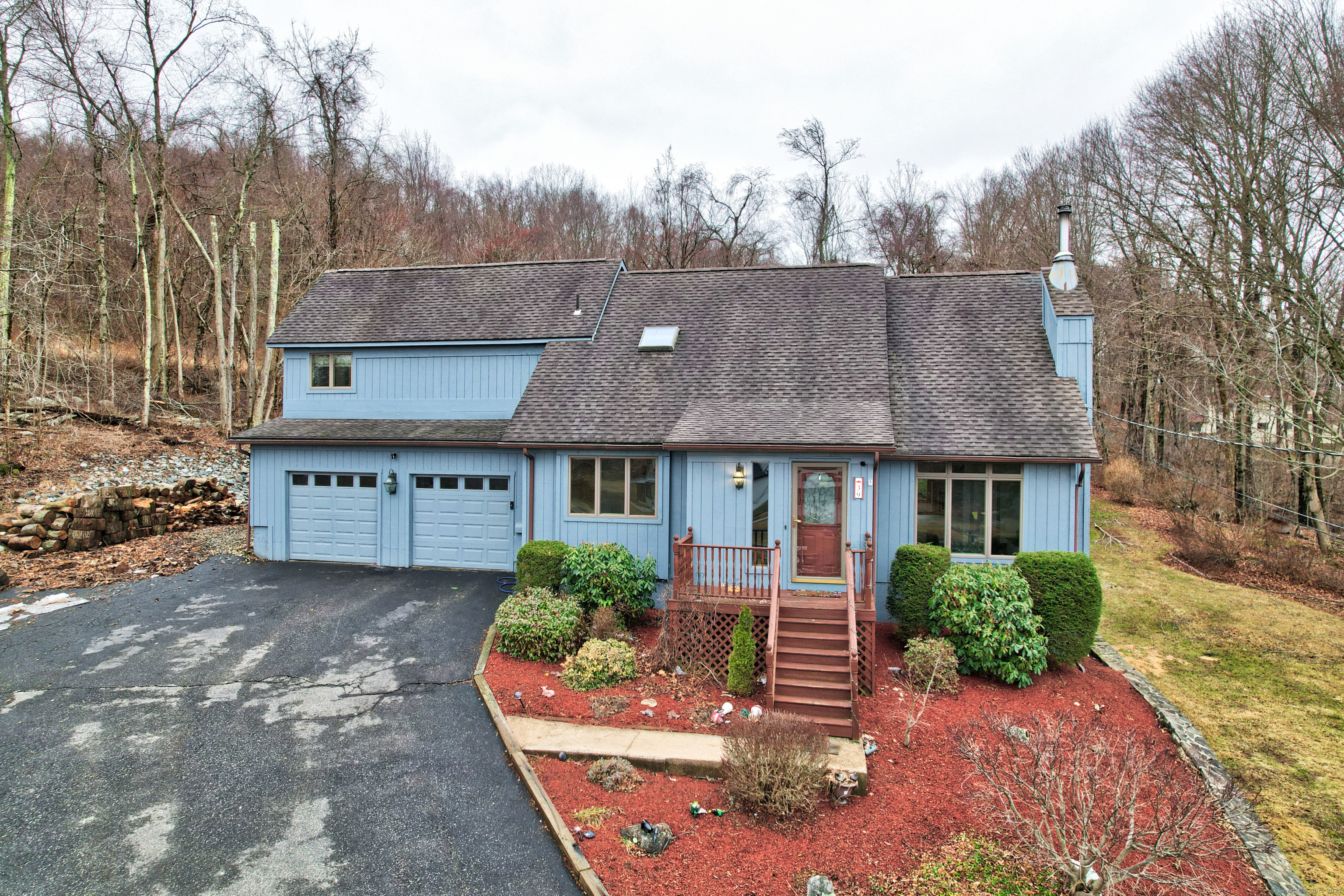 Property for Sale at Brighton Road, Naugatuck, Connecticut - Bedrooms: 4 
Bathrooms: 3 
Rooms: 9  - $485,000