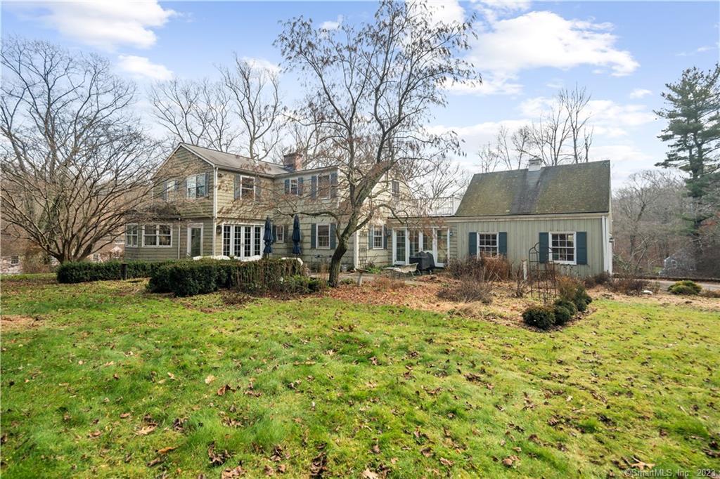 Property for Sale at 226 Silvermine Road, New Canaan, Connecticut - Bedrooms: 3 
Bathrooms: 3 
Rooms: 7  - $1,275,000