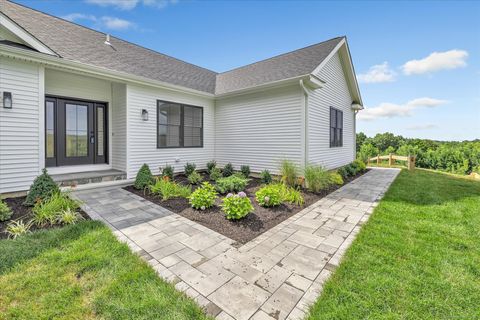 Tiny photo for 3 Hunting Ridge Road, Middlebury, CT 06762 (MLS # 24155317)