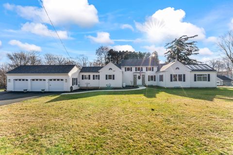 37 Driftway Road Danbury CT 06811