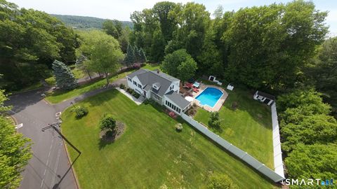 Photo of 13 Pleasant Rise Circle, Brookfield, CT 06804 (MLS # 24177884)