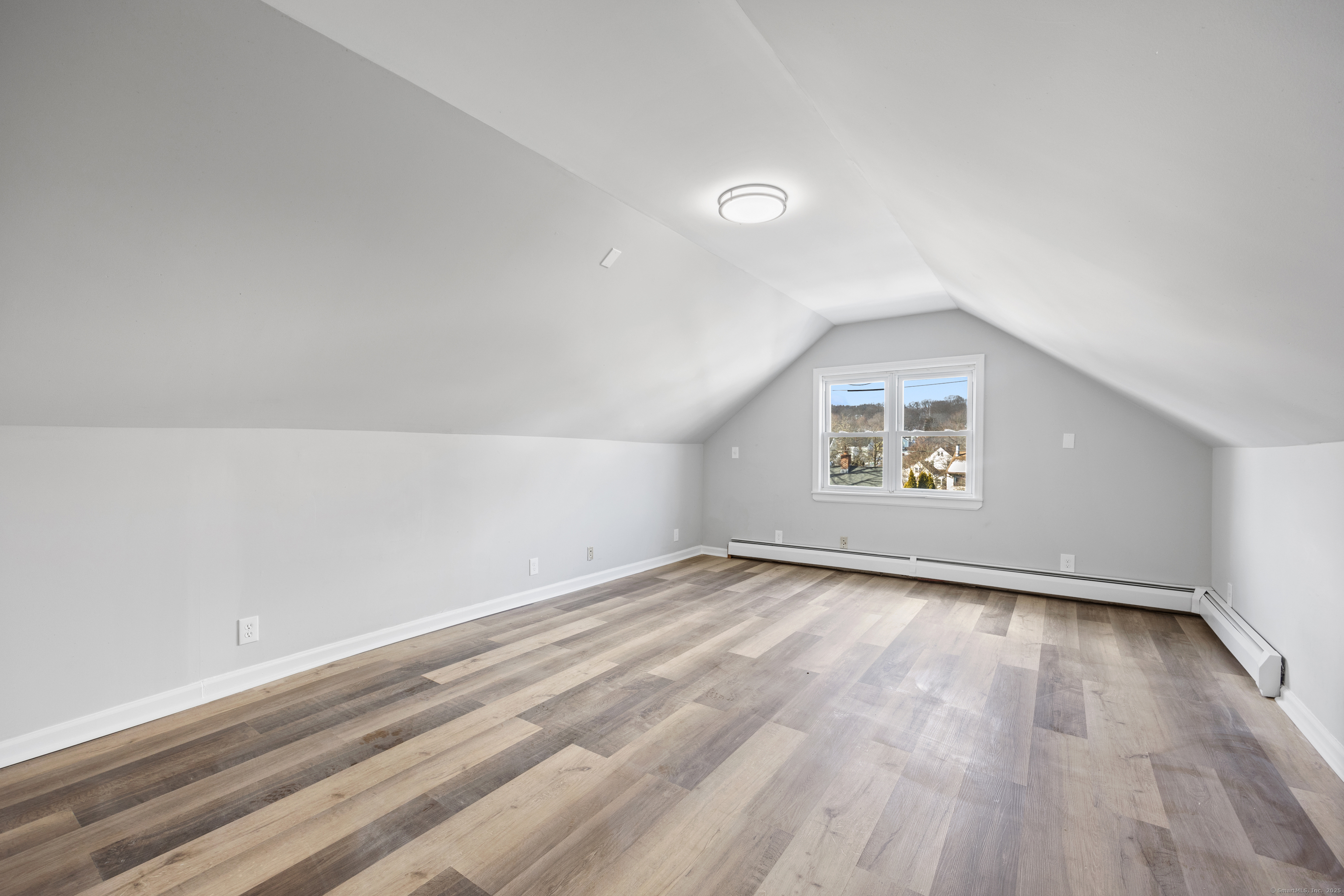 18 Lyndale Avenue, Waterbury, Connecticut image 11