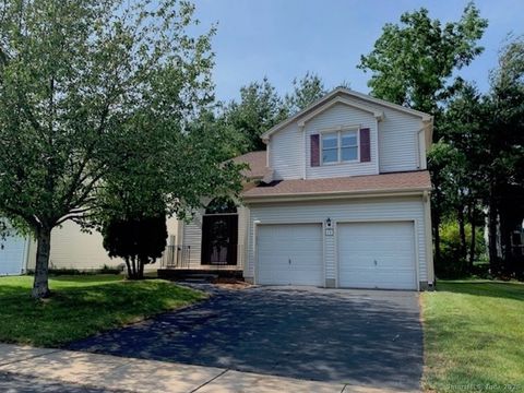 16 Ancient Highway Newington CT 06111