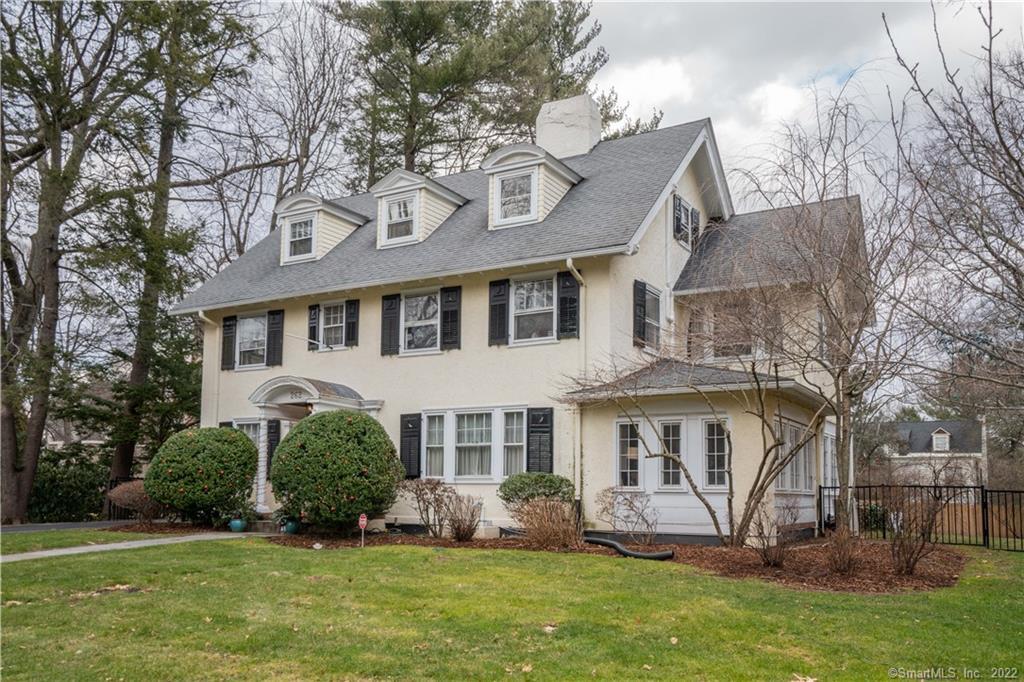 Property for Sale at Kenyon Street, Hartford, Connecticut - Bedrooms: 4 
Bathrooms: 3 
Rooms: 9  - $825,000