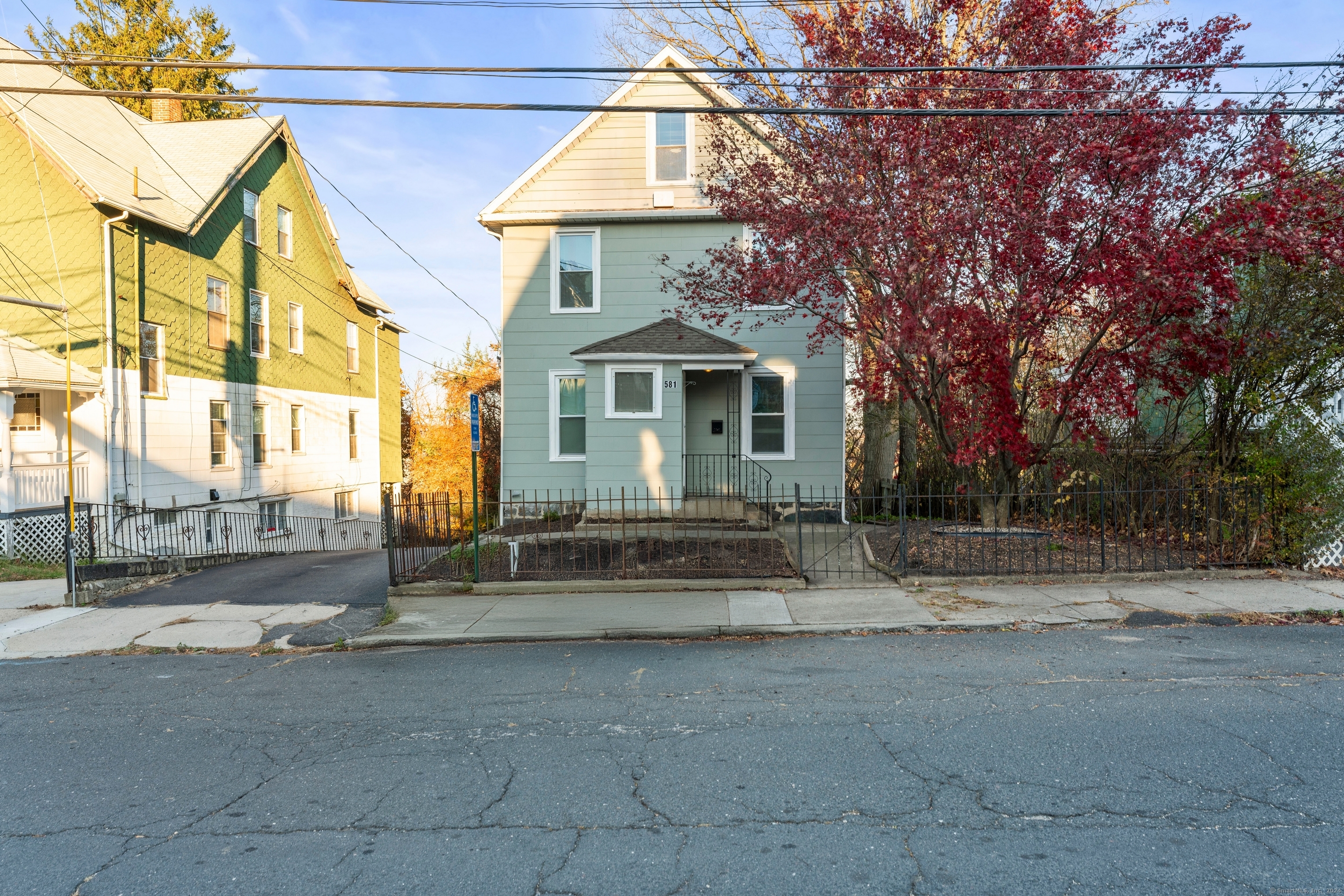 Rental Property at 581 Wilson Street, Waterbury, Connecticut - Bedrooms: 3 
Bathrooms: 2 
Rooms: 6  - $2,300 MO.