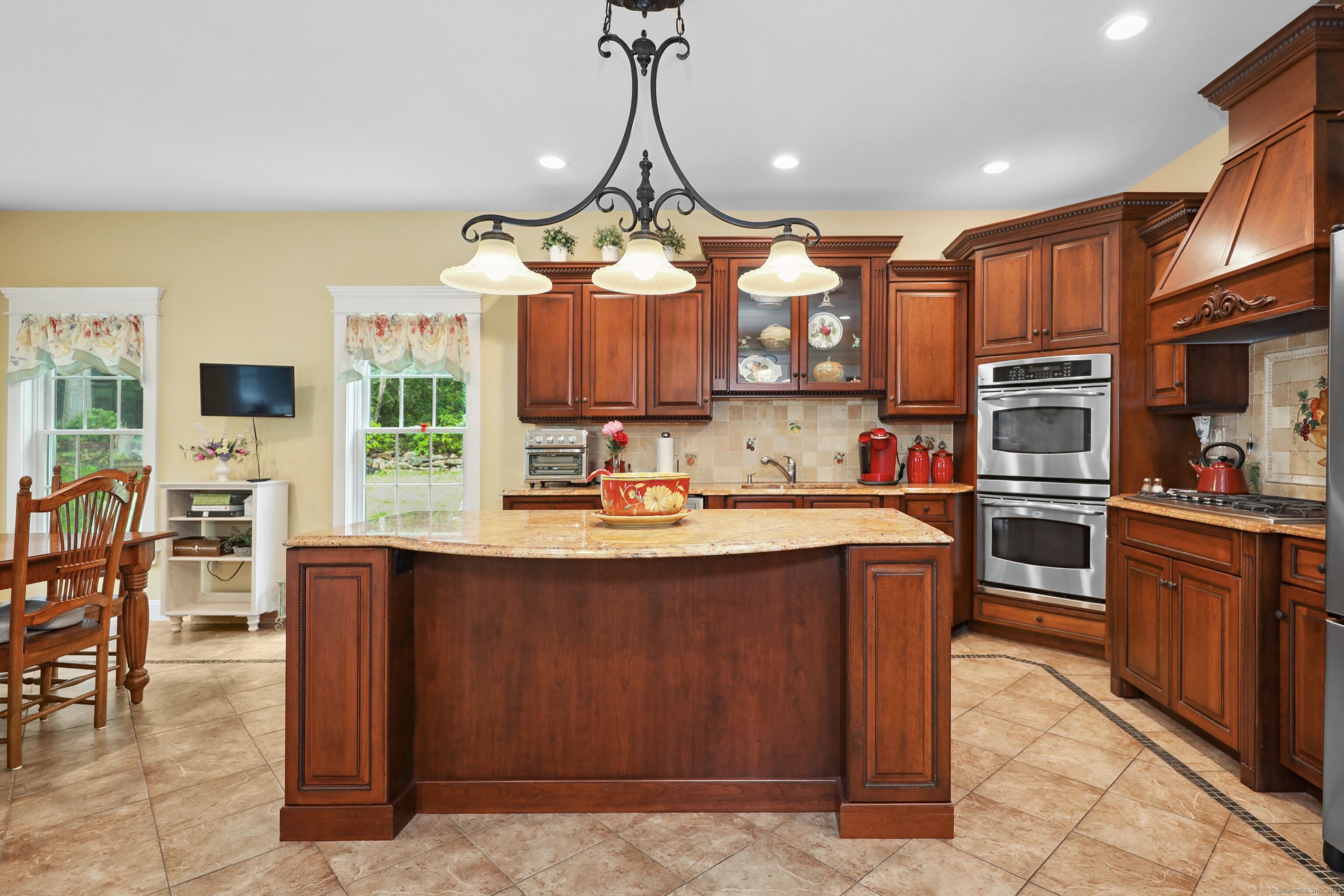 102 Hollow Hill Road