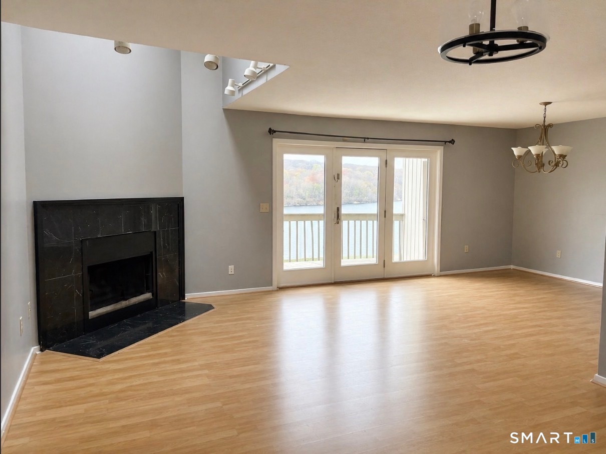 12 Spindle Hill Road 7C
