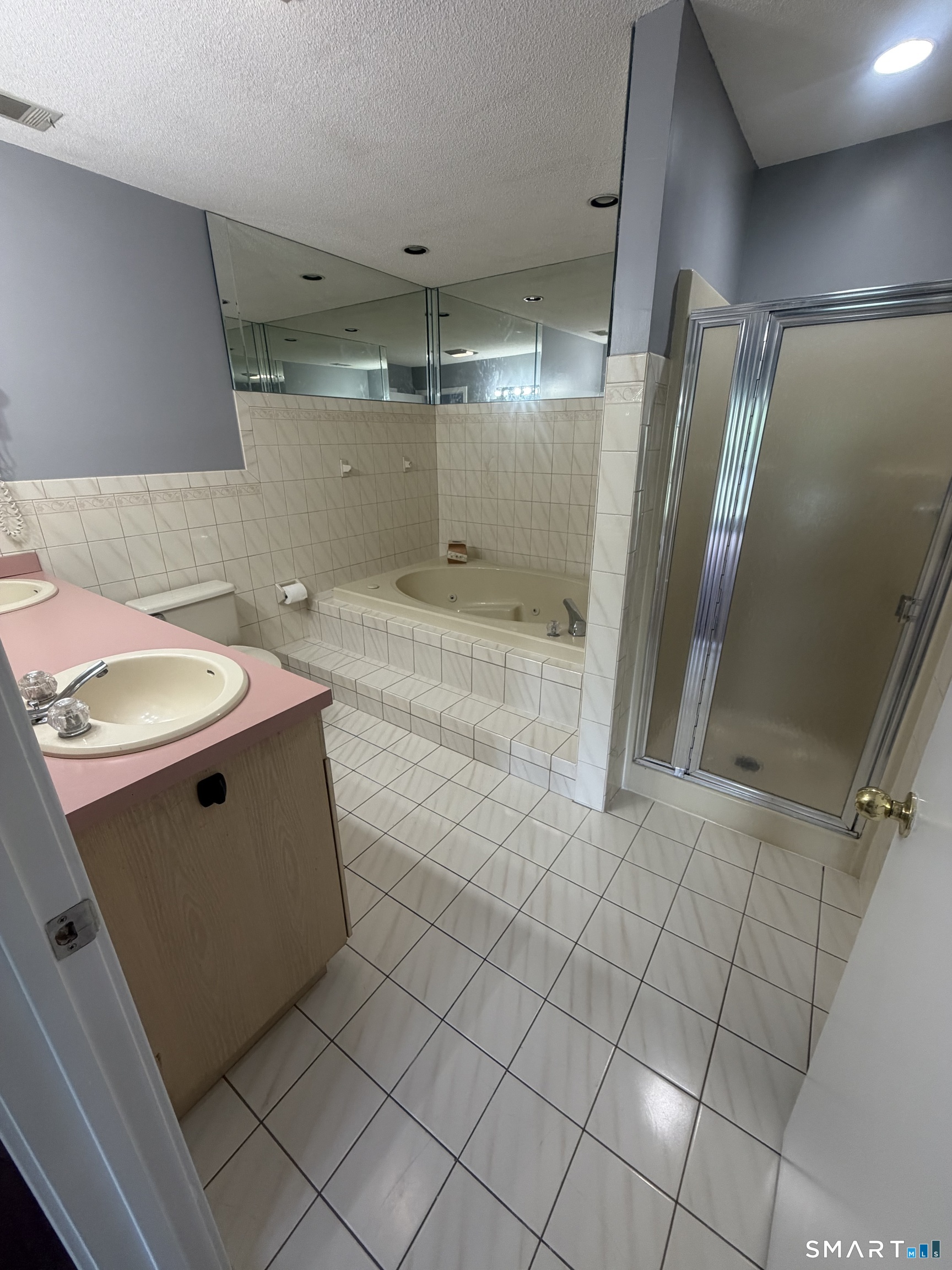 12 Spindle Hill Road 7C