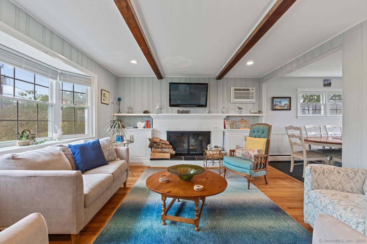 52 Seaside Avenue