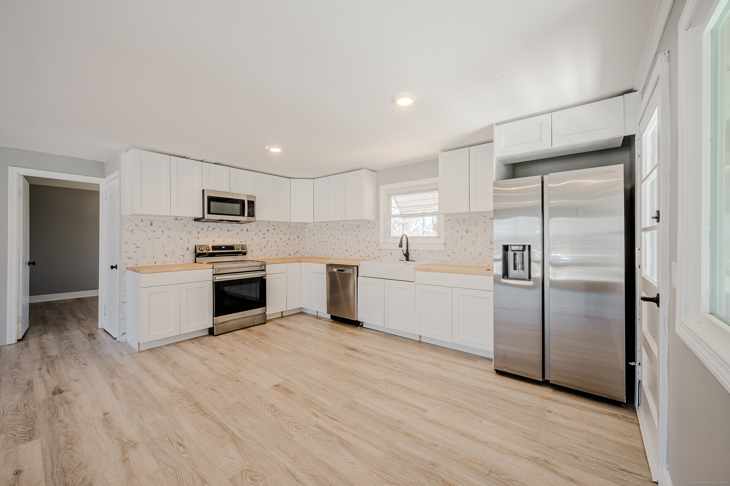 68 Pineridge Road, Waterbury, Connecticut image 7