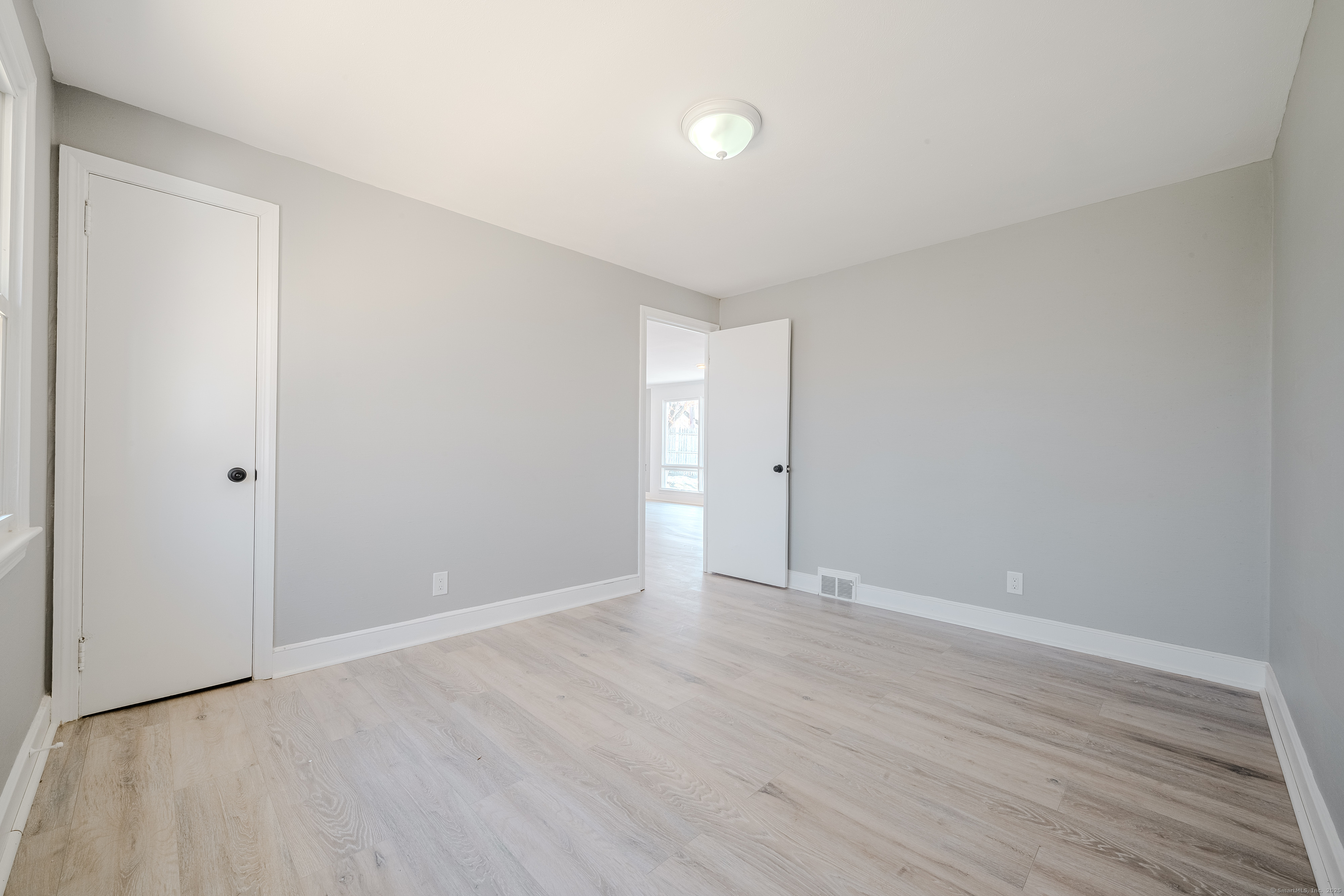 68 Pineridge Road, Waterbury, Connecticut image 12