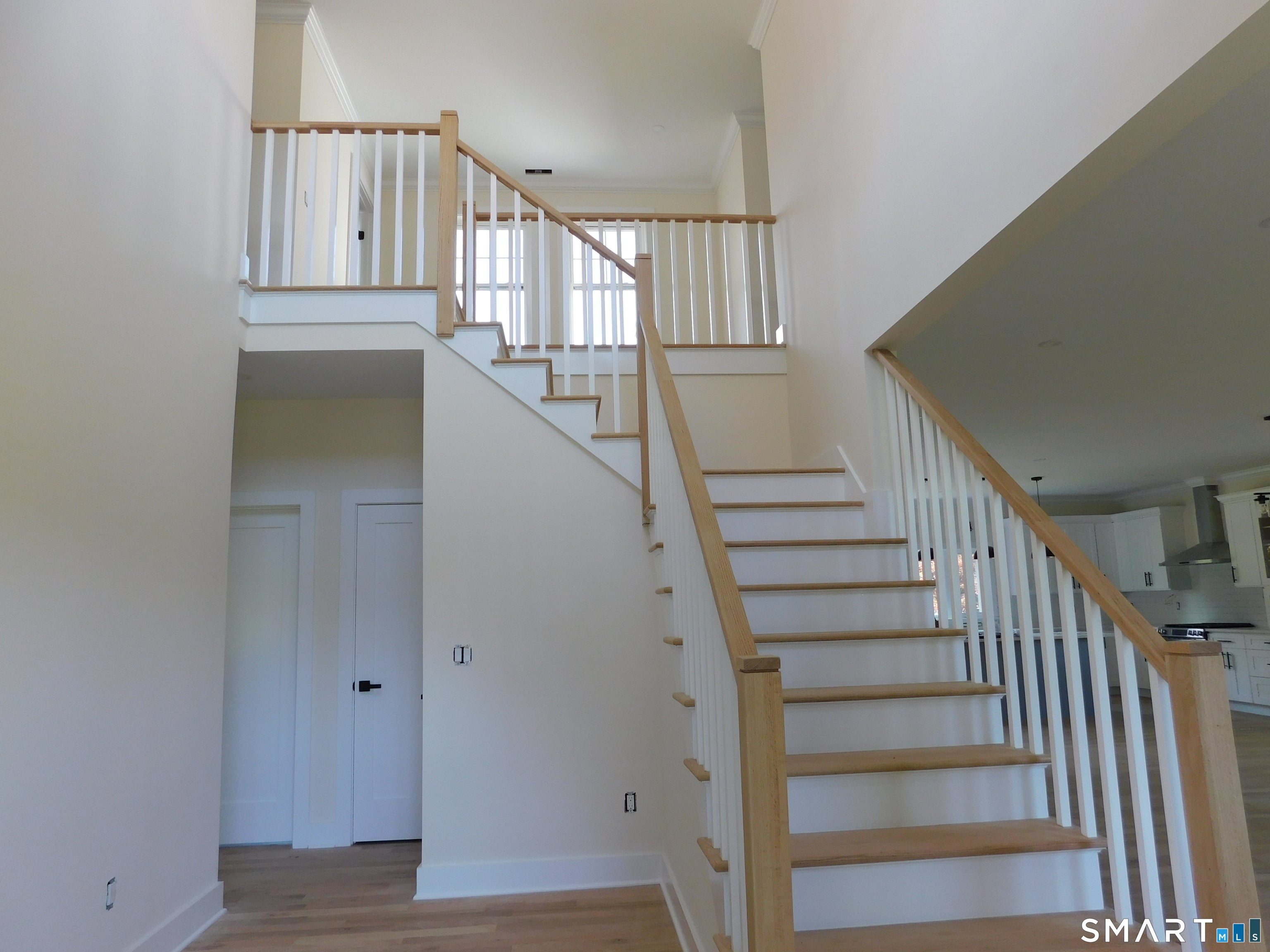 60 Mohegan Road