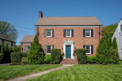 341 Quaker Lane N, West Hartford, CT 06119 - #: 24094768