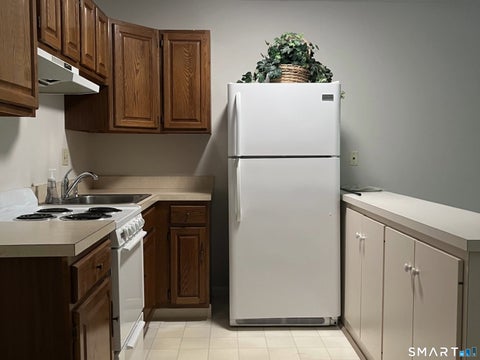 Tiny photo for 40 Firetown Road #28, Simsbury, CT 06070 (MLS # 24215616)