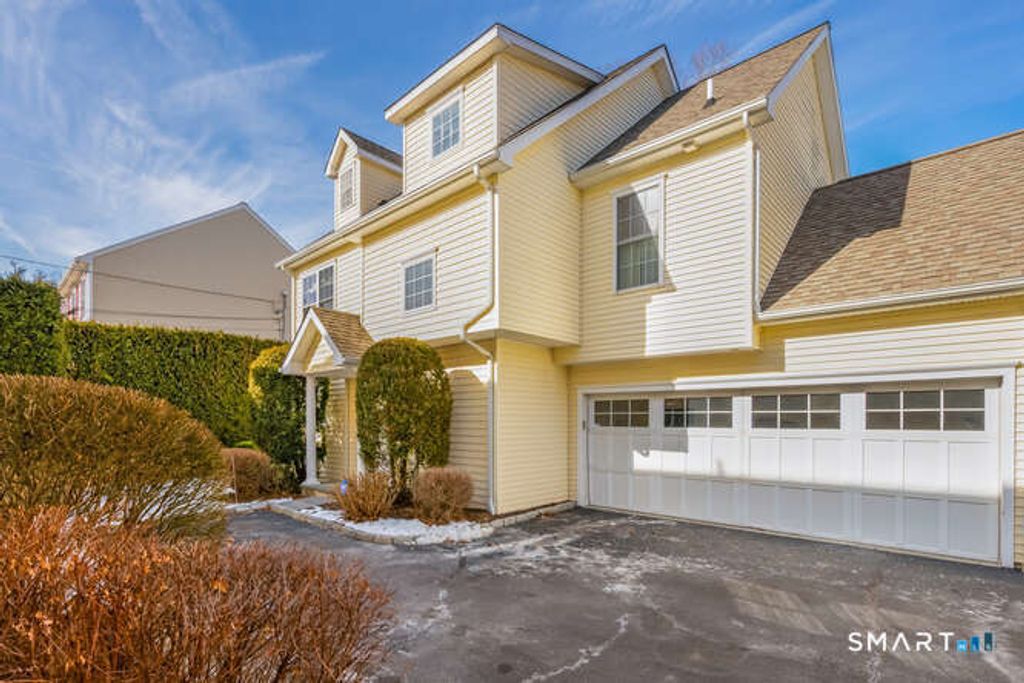 Photo of 18 Auburn Street #18, Norwalk, CT 06854 (MLS # 24151162)