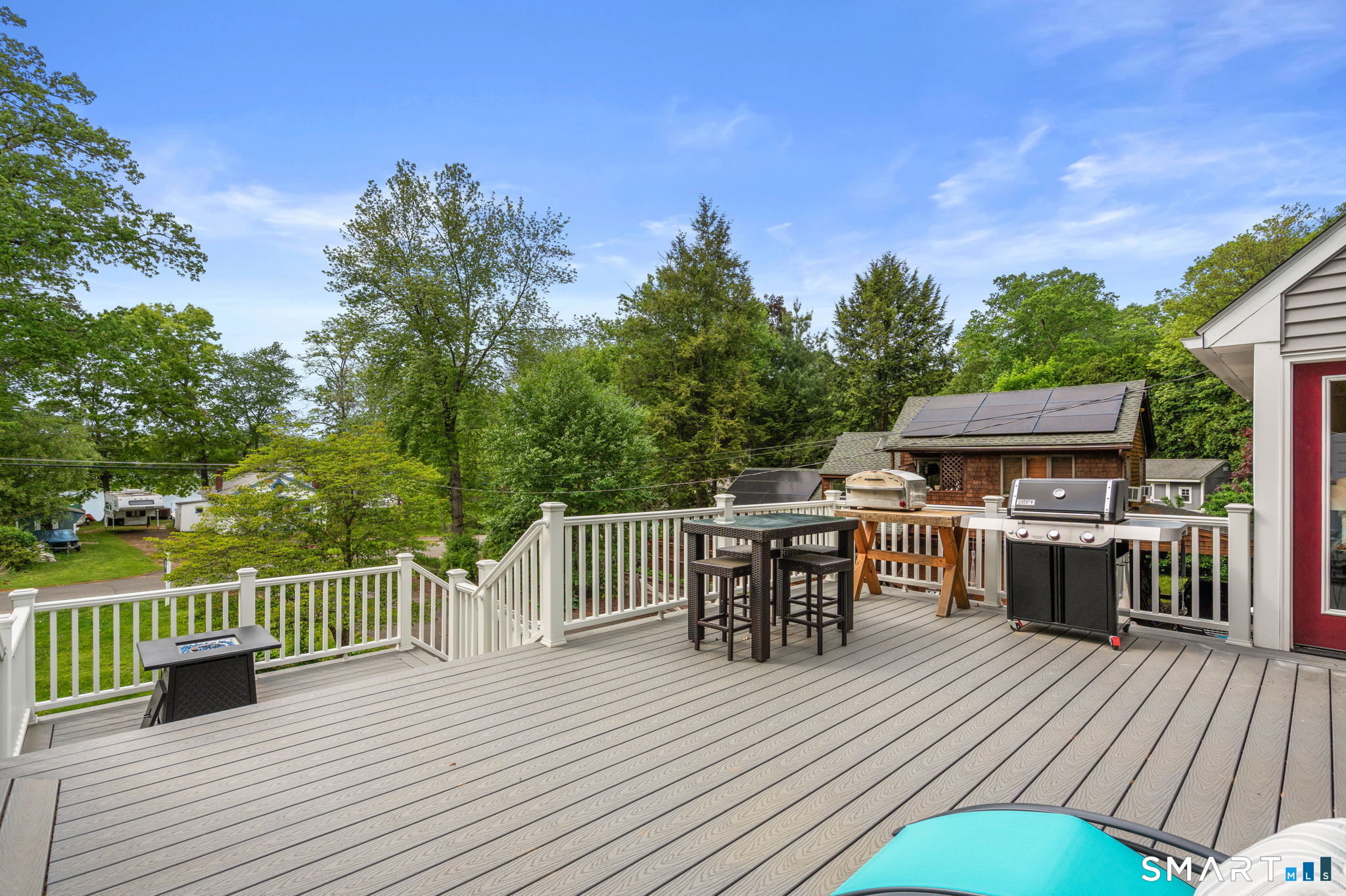 440 Lakeview Drive