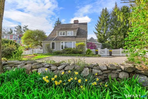 Photo of 29 Old Saugatuck Road, Norwalk, CT 06855 (MLS # 24167101)