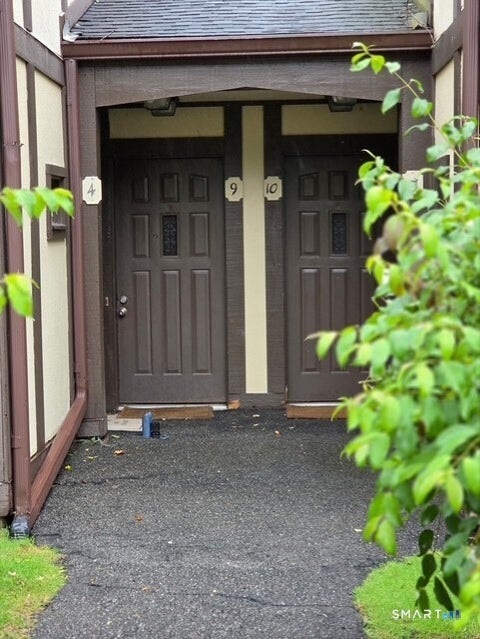 Tiny photo for 4 Derby Court #4, Brookfield, CT 06804 (MLS # 24212002)
