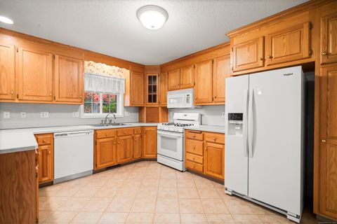 Tiny photo for 7 Glenbrook Drive #7, Windsor Locks, CT 06096 (MLS # 24137845)