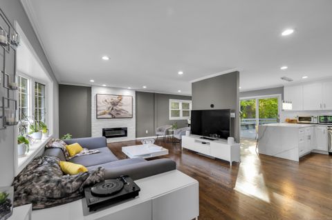 11 Botte Drive West Haven CT 06516