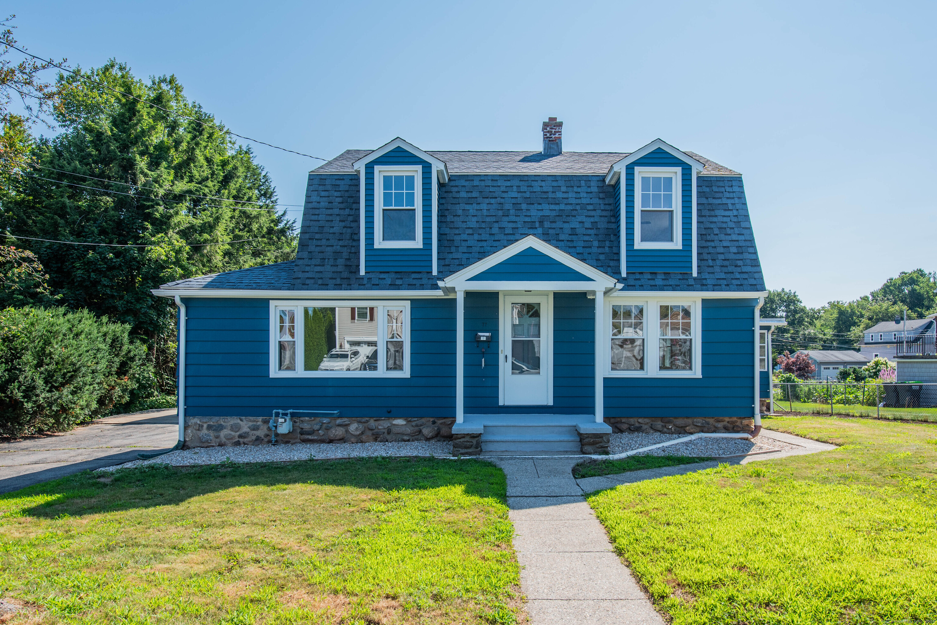 Property for Sale at 77 Hubbell Avenue, Watertown, Connecticut - Bedrooms: 4 
Bathrooms: 2 
Rooms: 6  - $439,900
