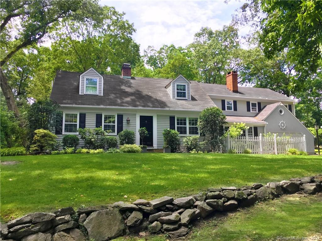 Photo 1 of 45 Cedar Gate Road, Darien, Connecticut, $1,303,000, Web #: 99182404