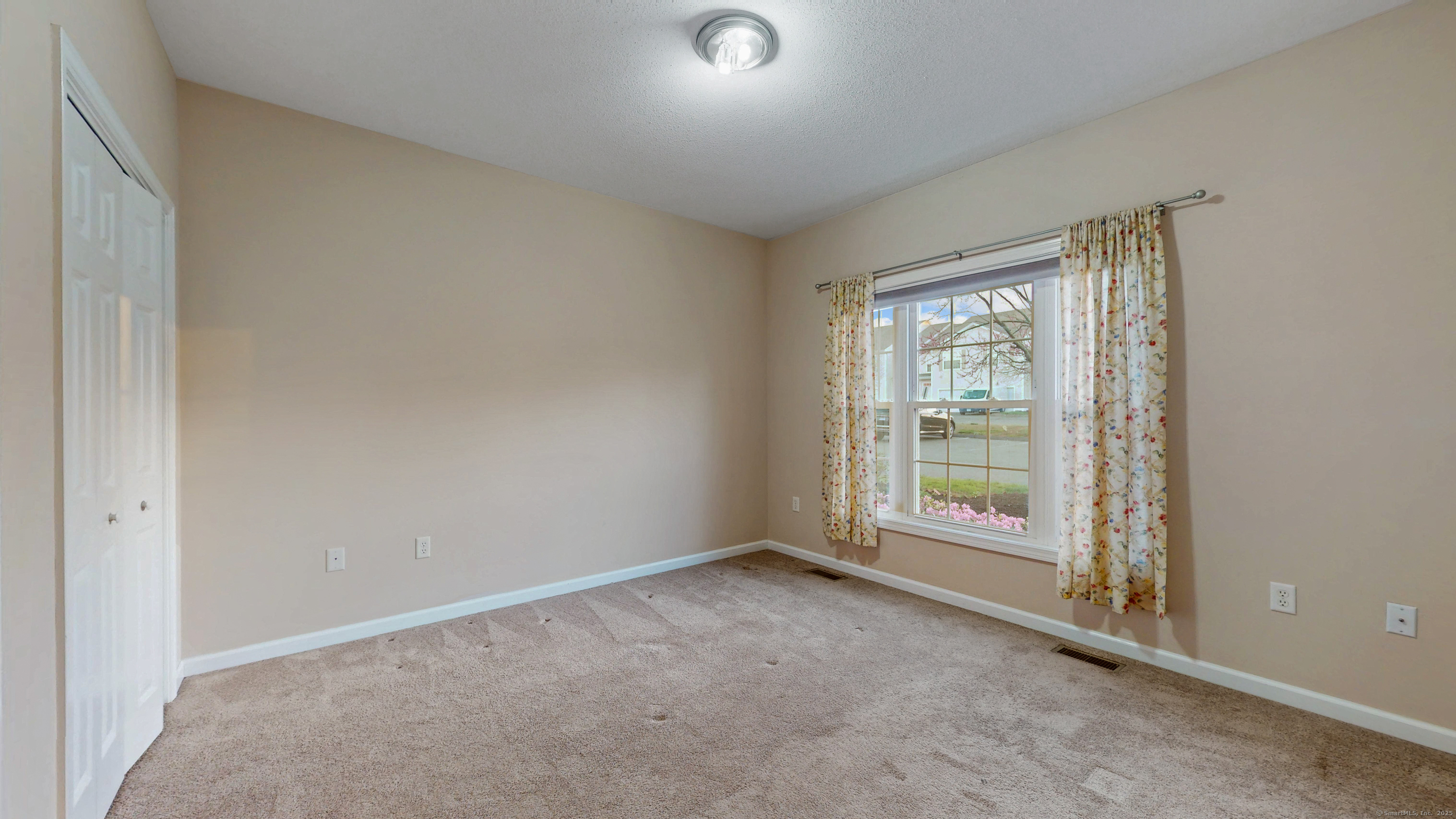 370 Emmett Street APT 7-2