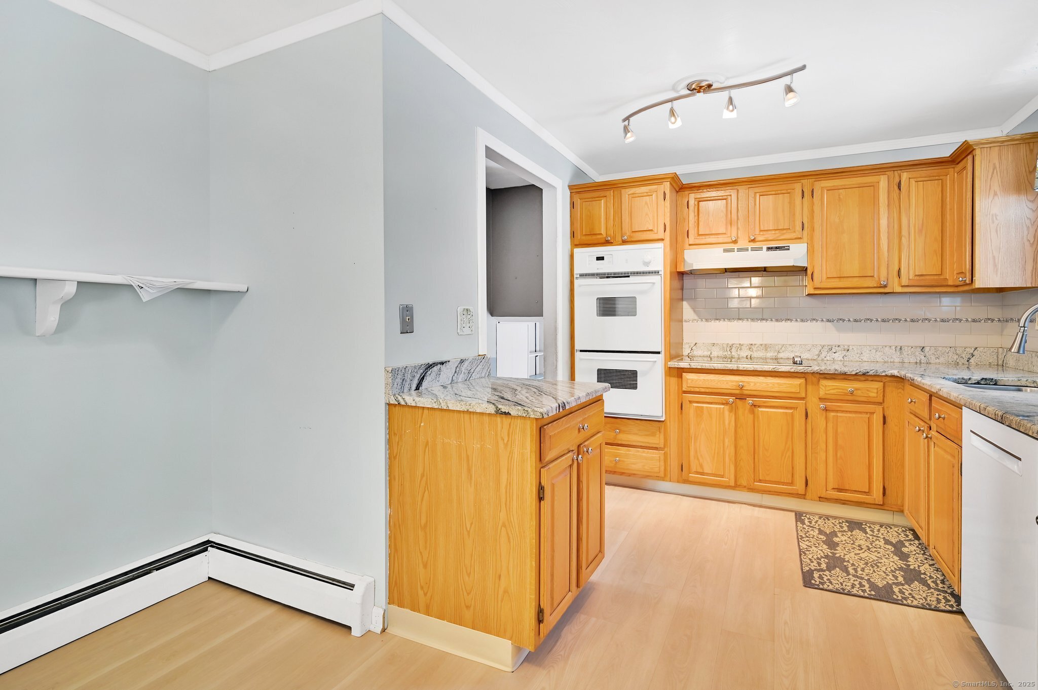 29 Charing Road, South Windsor, Connecticut image 9